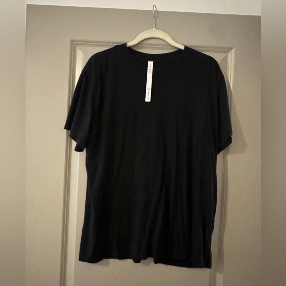 Lululemon All Yours Tee - black - 10